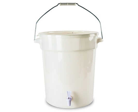 DISPENSADOR DE JUGOS CON GRIFO EN TINA DE PLÁSTICO, 20 LTS